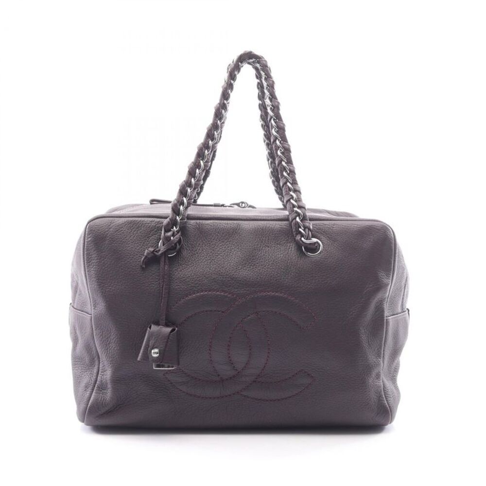 CHANEL Luxury Line Leather Handbag